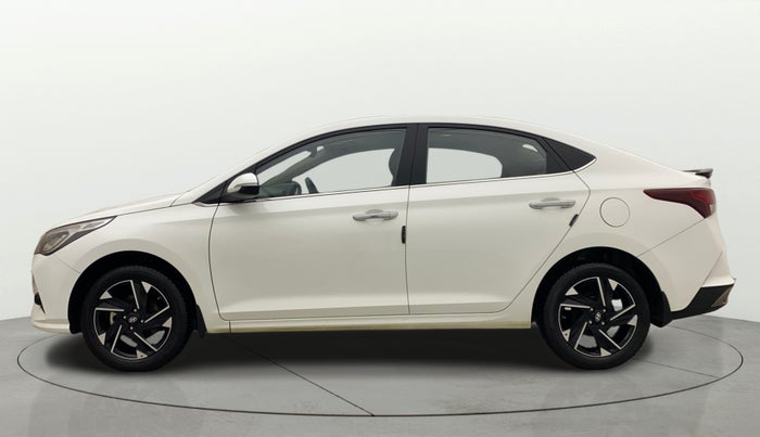 2022 Hyundai Verna SX (O)1.5 MPi, Petrol, Manual, 28,599 km, Left Side
