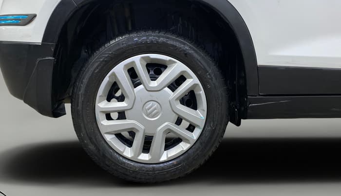 2020 Maruti Vitara Brezza VXI, Petrol, Manual, 29,366 km, Right Rear Wheel
