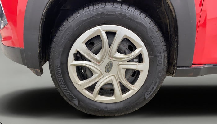 2018 Mahindra KUV 100 NXT K4+ P 6 STR, Petrol, Manual, 54,568 km, Left Front Wheel