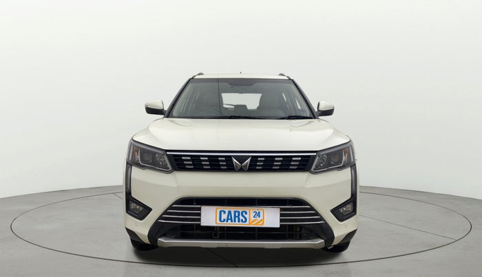 2022 Mahindra XUV300 W8 (O) 1.2 PETROL AMT, Petrol, Automatic, 30,355 km, Front