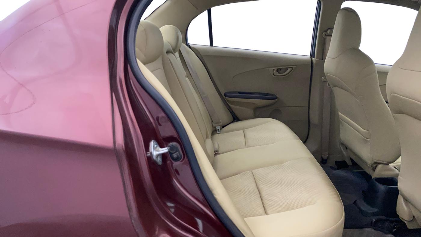 2013 Honda Amaze 1.5L I-DTEC S, Diesel, Manual, 93,477 km, Right Side Rear Door Cabin