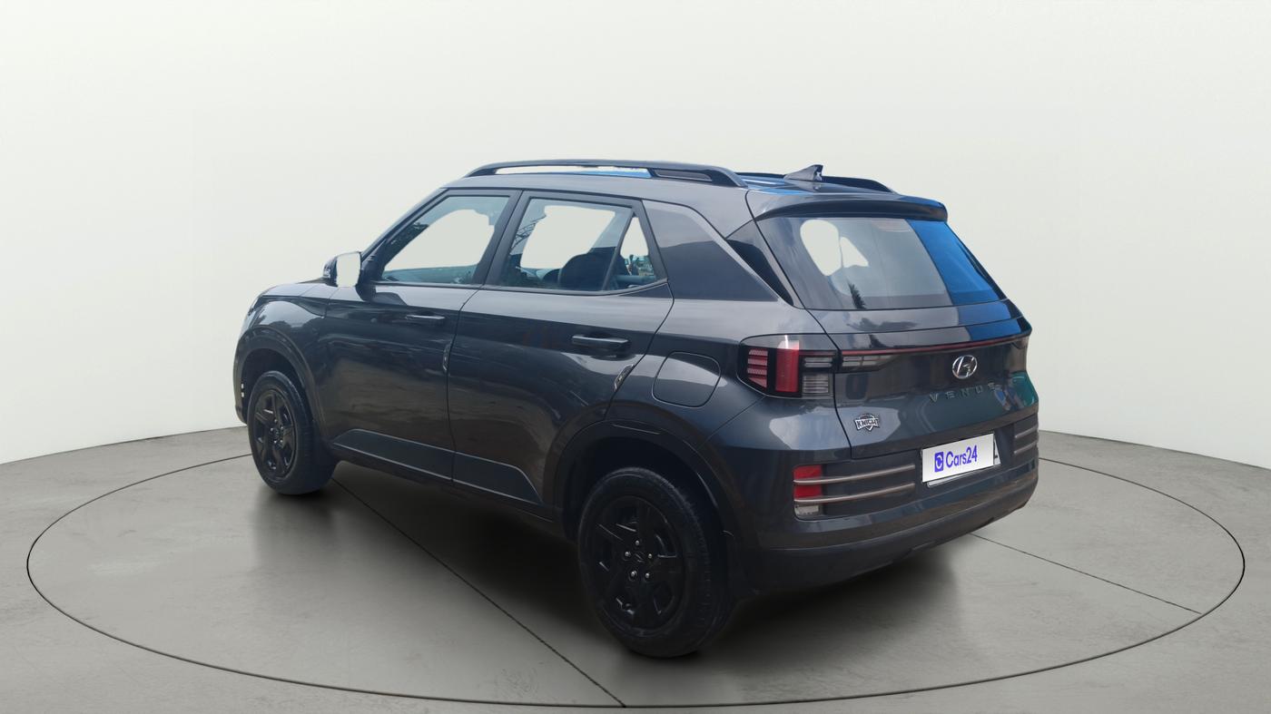 2024 Hyundai VENUE SX 1.2 KNIGHT EDITION, Petrol, Manual, 44,498 km, Left Back Diagonal