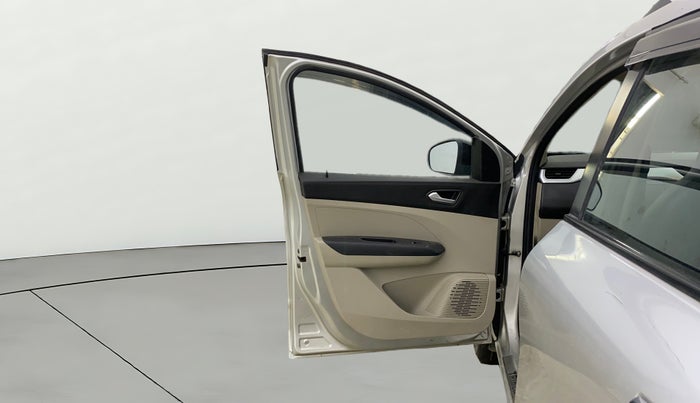 2023 Renault TRIBER RXZ, Petrol, Manual, 22,216 km, LHS Front Door