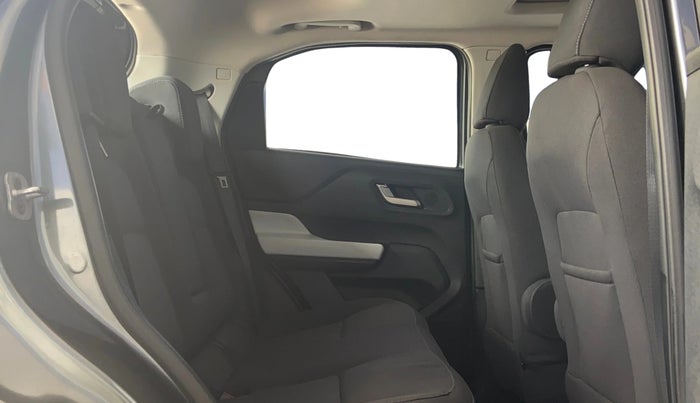 2024 Tata PUNCH Creative Dual Tone MT Sunroof, Petrol, Manual, 25,540 km, Right Side Rear Door Cabin