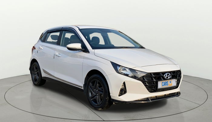 2023 Hyundai NEW I20 SPORTZ 1.2 MT, Petrol, Manual, 27,650 km, SRP