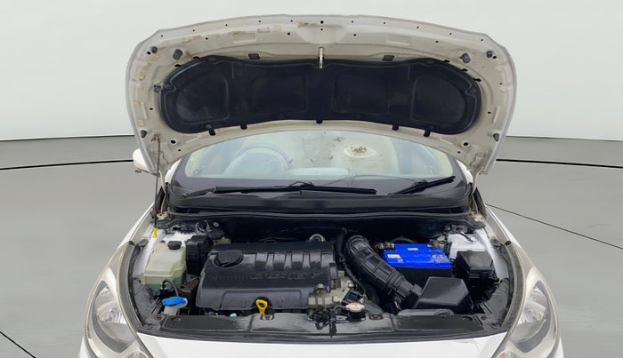 2015 Hyundai Verna FLUIDIC 1.6 CRDI SX, Diesel, Manual, 33,813 km, Open Bonet