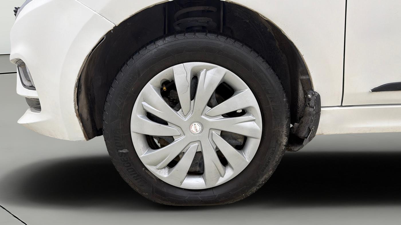 2022 Tata Tiago XZ PLUS CNG, CNG, Manual, 54,783 km, Left Front Wheel