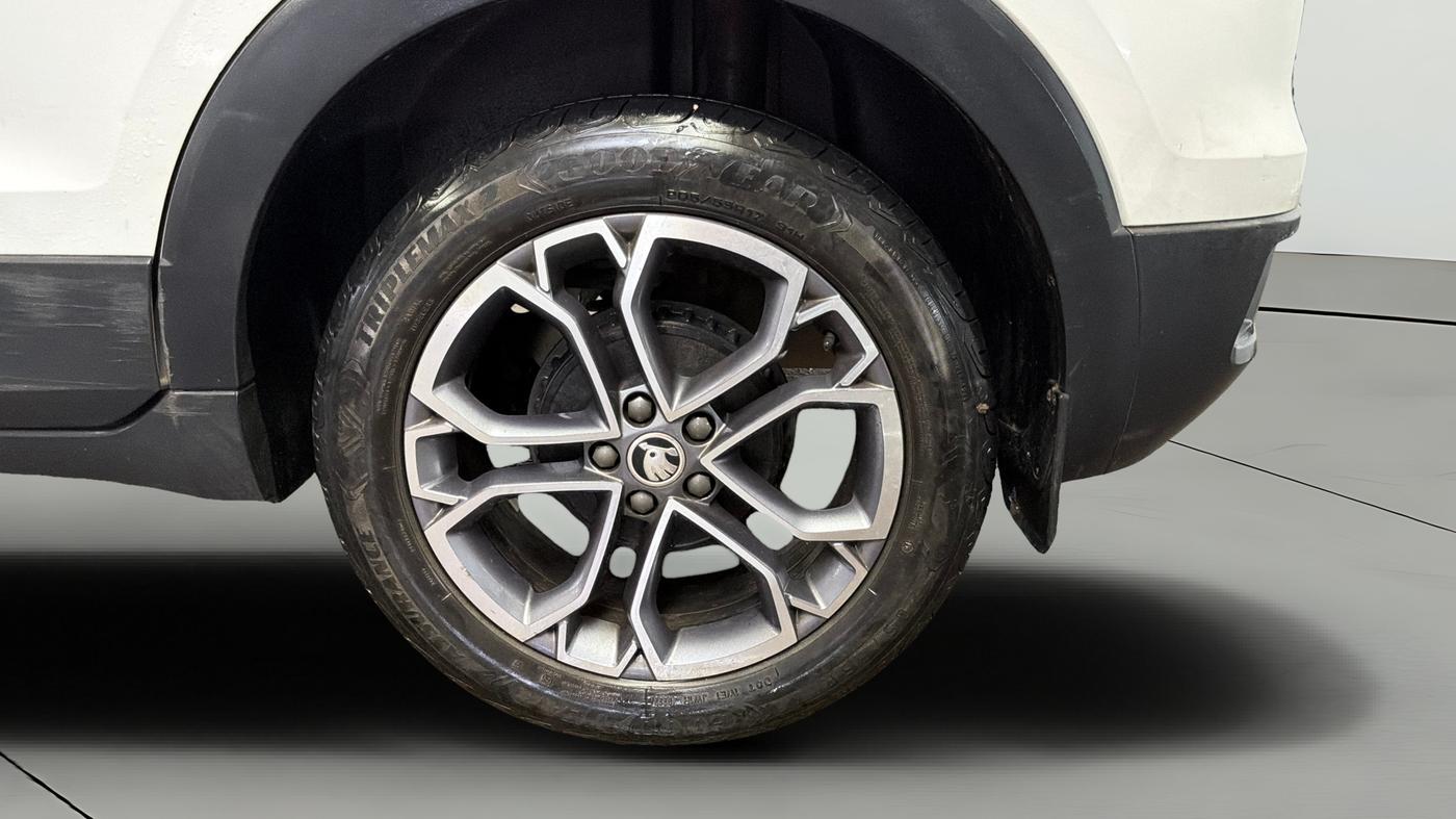 2021 Skoda KUSHAQ STYLE 1.0L TSI AT, Petrol, Automatic, 59,718 km, Left Rear Wheel