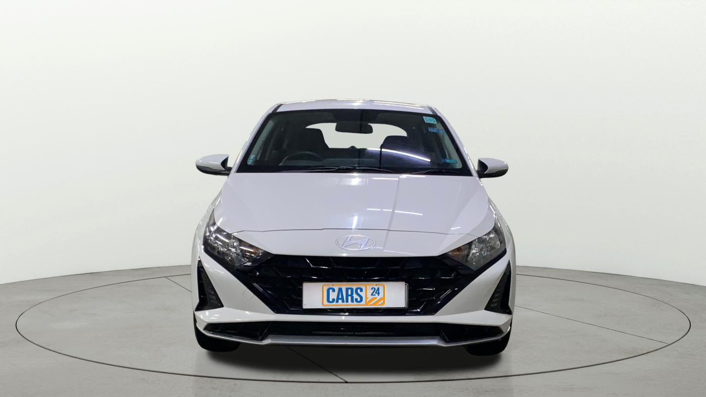 2025 Hyundai NEW I20 SPORTZ 1.2 MT, Petrol, Manual, 5,349 km, Front