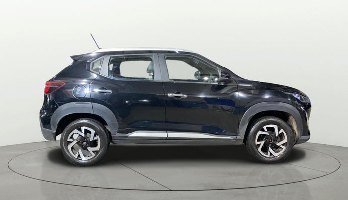2023 Nissan MAGNITE XV MT, Petrol, Manual, 17,733 km, Right Side View