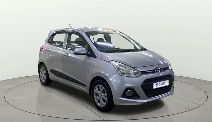 2016 Hyundai Grand i10 MAGNA AT 1.2 KAPPA VTVT, CNG, Automatic, 1,04,652 km, Right Front Diagonal
