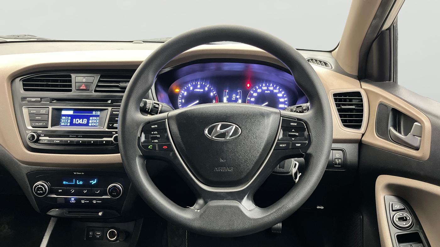 2015 Hyundai Elite i20 SPORTZ 1.2, Petrol, Manual, 92,850 km, Steering Wheel Close Up