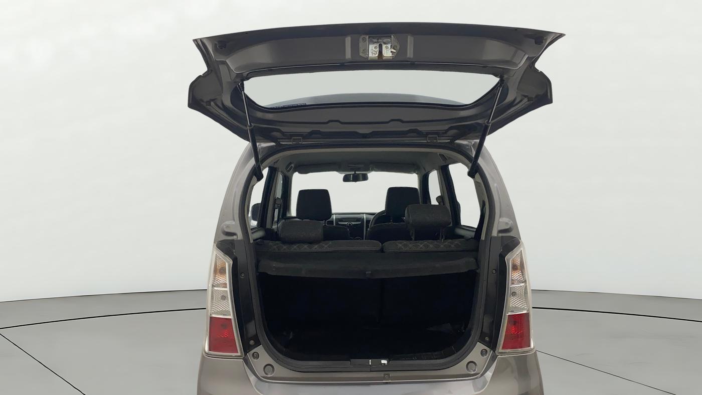 2015 Maruti Wagon R Stingray VXI, Petrol, Manual, 31,935 km, Boot Door Open