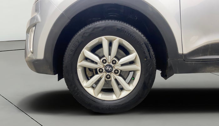 2017 Hyundai Creta SX PLUS 1.6 PETROL, Petrol, Manual, 1,29,390 km, Left Front Wheel