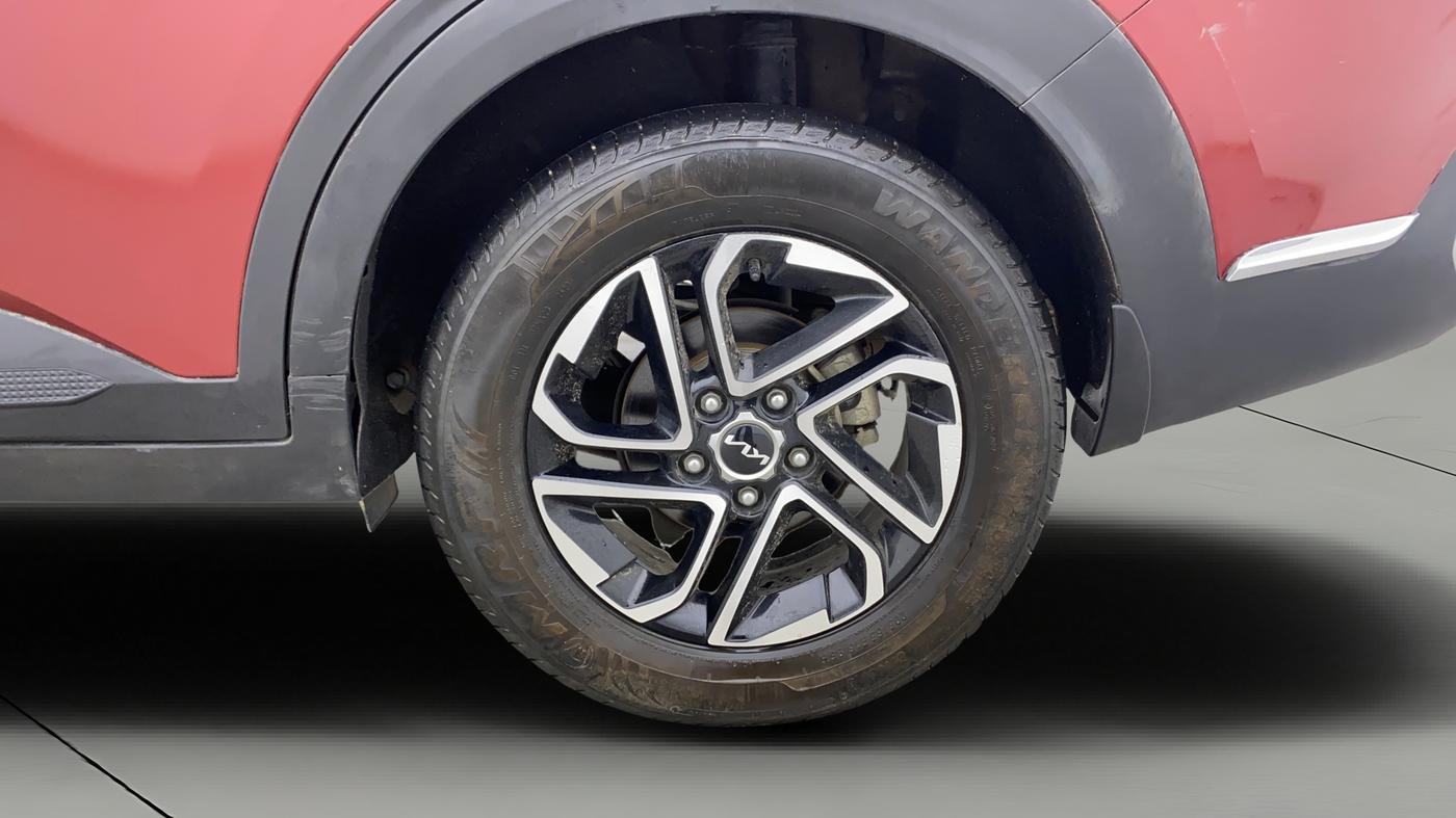 2023 KIA CARENS PRESTIGE PLUS 1.5 PETROL DCT 7 STR, Petrol, Automatic, 4,354 km, Left Rear Wheel