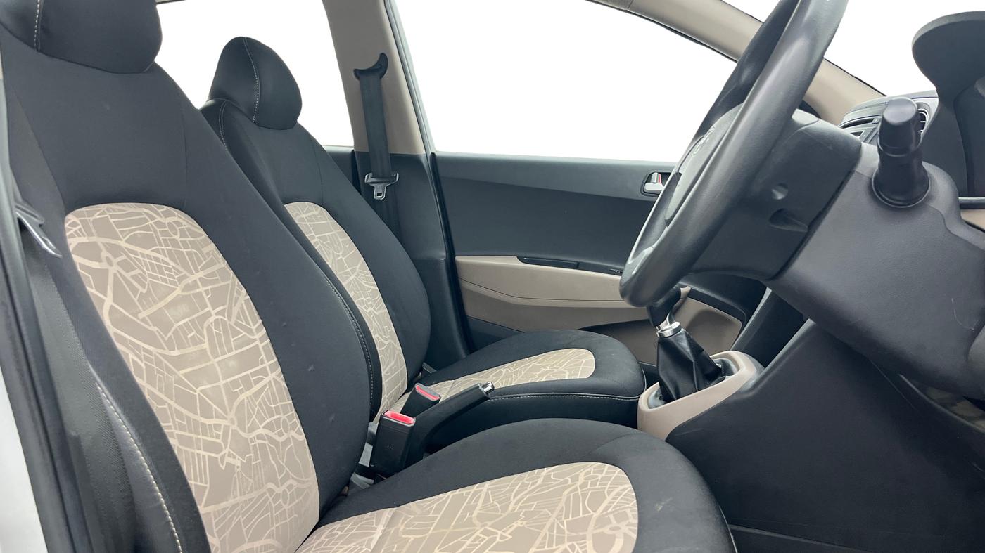 2013 Hyundai Grand i10 SPORTZ 1.2 KAPPA VTVT, Petrol, Manual, 81,946 km, Right Side Front Door Cabin