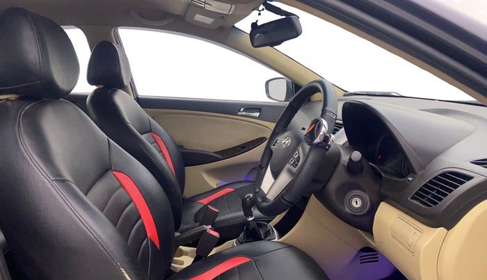 2014 Hyundai Verna FLUIDIC 1.6 VTVT SX, Petrol, Manual, 1,01,092 km, Right Side Front Door Cabin