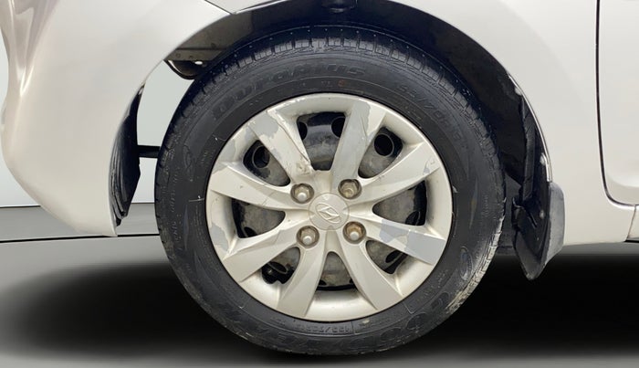 2013 Hyundai Eon MAGNA +, Petrol, Manual, 27,526 km, Left Front Wheel