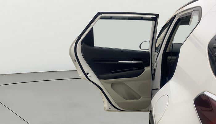 2022 KIA SONET HTX 1.0 IMT, Petrol, Manual, 41,709 km, LHS Rear Door