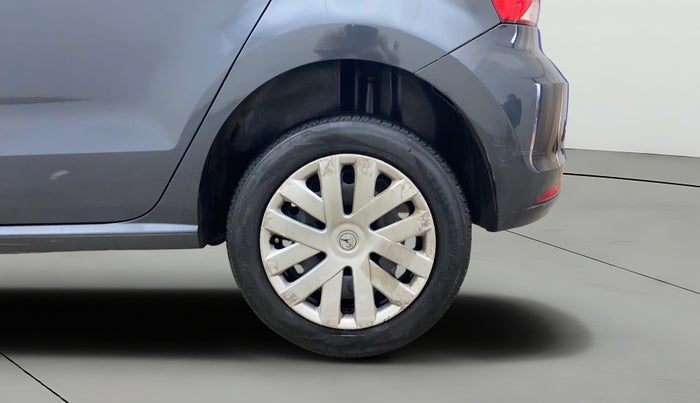 2018 Volkswagen Polo COMFORTLINE 1.0L MPI, Petrol, Manual, 1,26,359 km, Left Rear Wheel