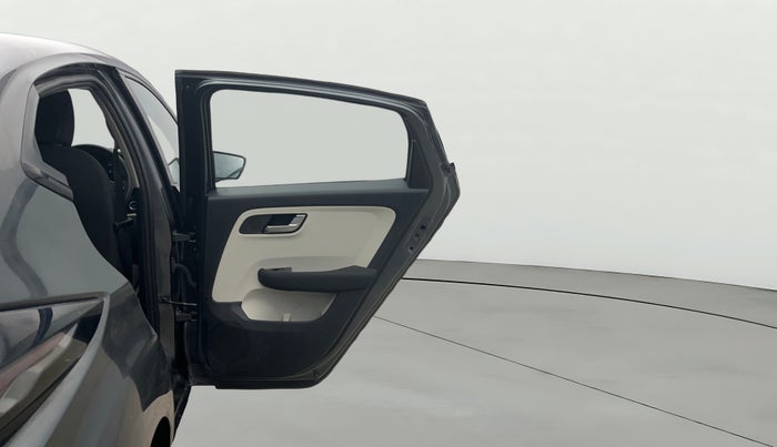 2021 Tata ALTROZ XZ PETROL, Petrol, Manual, 31,474 km, RHS Rear Door