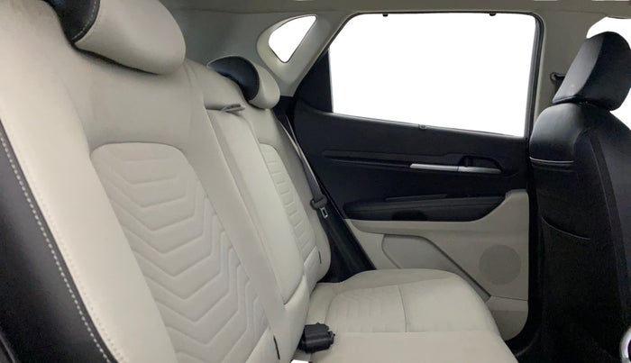 2021 KIA SONET HTX 1.0 IMT, Petrol, Manual, 24,816 km, Right Side Rear Door Cabin