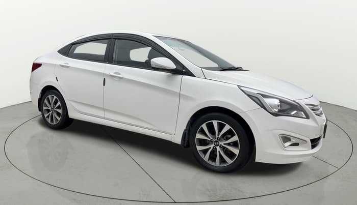2016 Hyundai Verna 1.6 CRDI SX, Diesel, Manual, 27,271 km, Right Front Diagonal