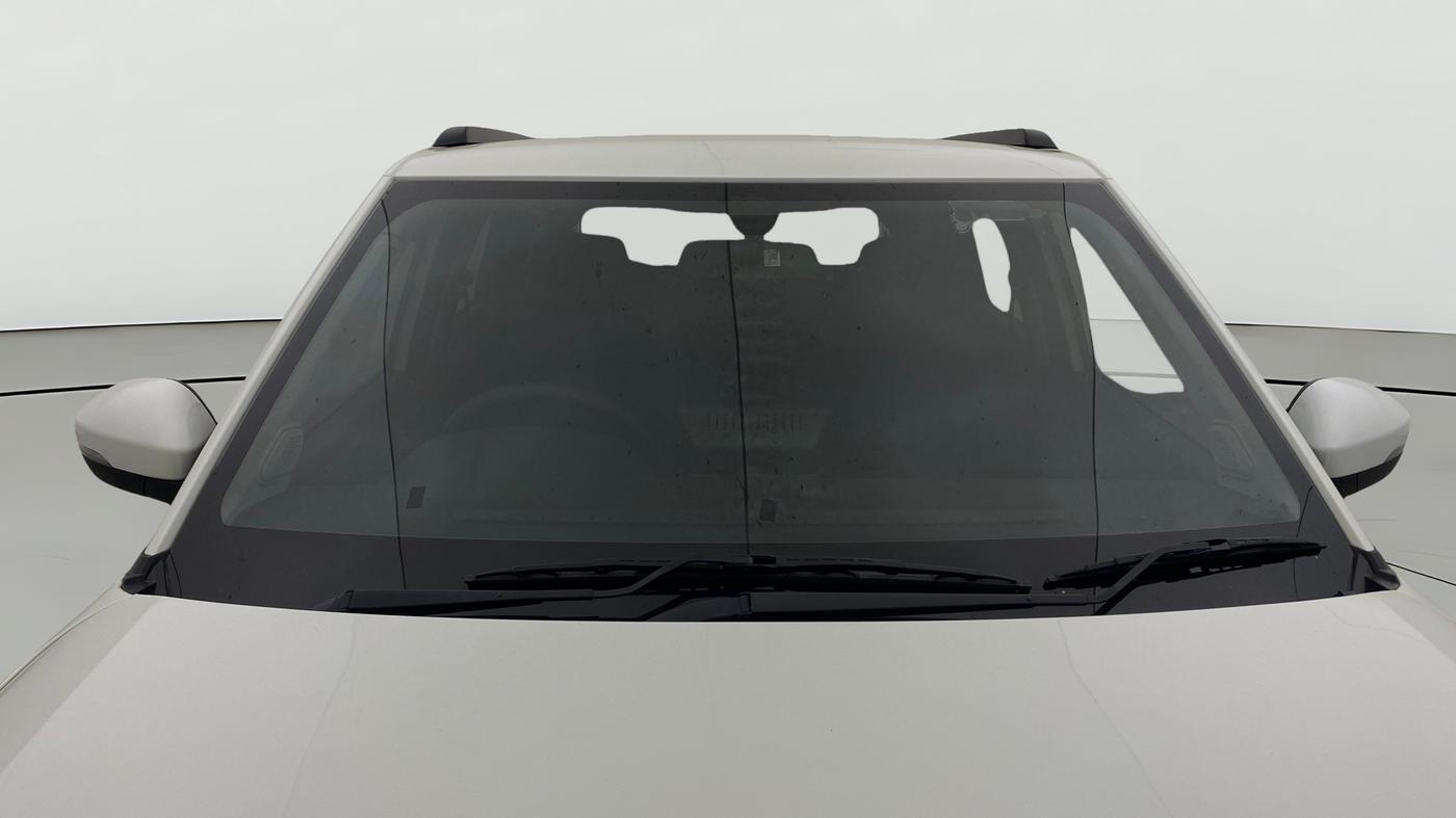 2023 Tata PUNCH ADVENTURE AMT, Petrol, Automatic, 26,554 km, Front Windshield