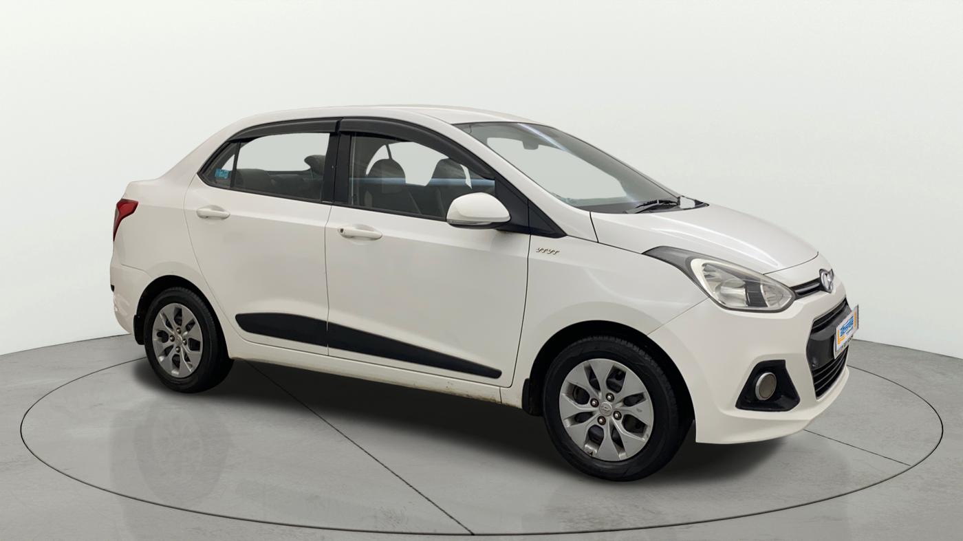 2016 Hyundai Xcent S 1.2, Petrol, Manual, 64,717 km, Right Front Diagonal