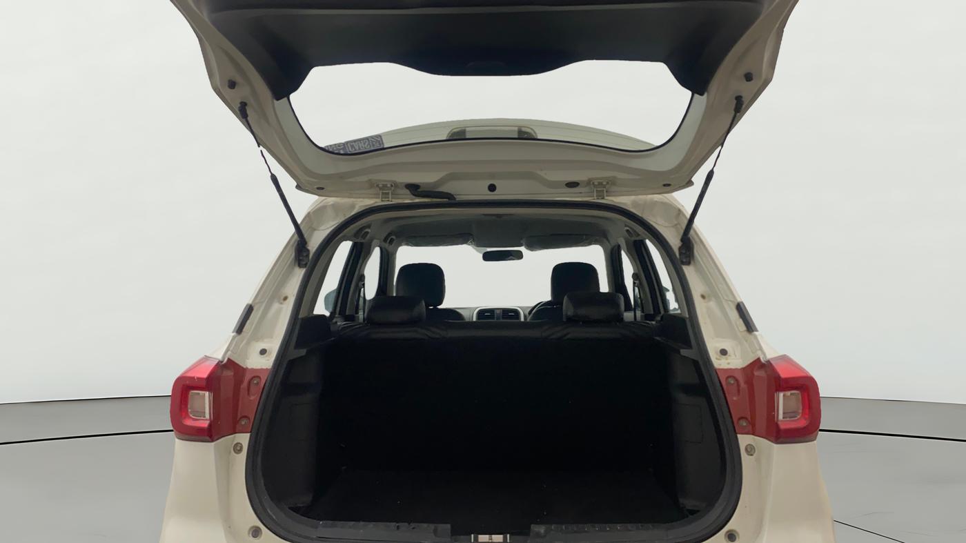 2022 Maruti Vitara Brezza VXI AT SHVS, Petrol, Automatic, 30,010 km, Boot Open Zoomed View