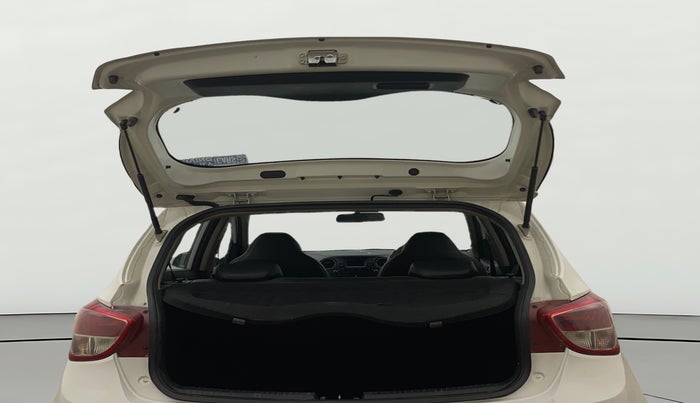 2014 Hyundai Grand i10 ASTA 1.2 KAPPA VTVT, Petrol, Manual, 72,604 km, Boot Door Open