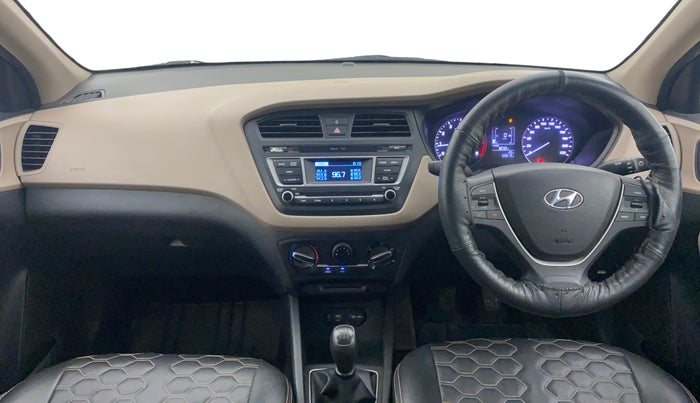 2016 Hyundai Elite i20 MAGNA 1.2, Petrol, Manual, 68,619 km, Dashboard