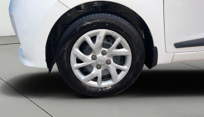 2018 Hyundai Grand i10 MAGNA 1.2 KAPPA VTVT, Petrol, Manual, 1,10,034 km, Left Front Wheel
