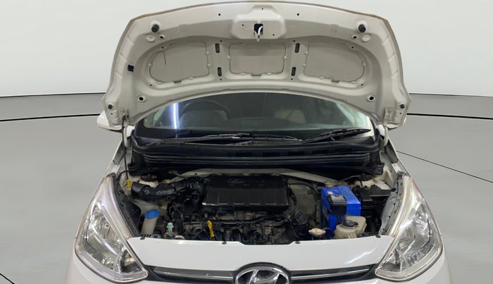 2016 Hyundai Grand i10 SPORTZ 1.2 KAPPA VTVT, Petrol, Manual, 40,629 km, Open Bonet