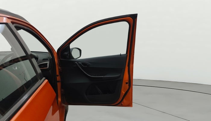 2019 Tata TIAGO NRG PETROL, Petrol, Manual, 45,455 km, RHS Front Door