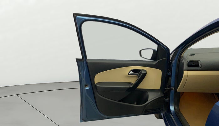 2016 Volkswagen Ameo COMFORTLINE 1.2L, Petrol, Manual, 92,913 km, LHS Front Door