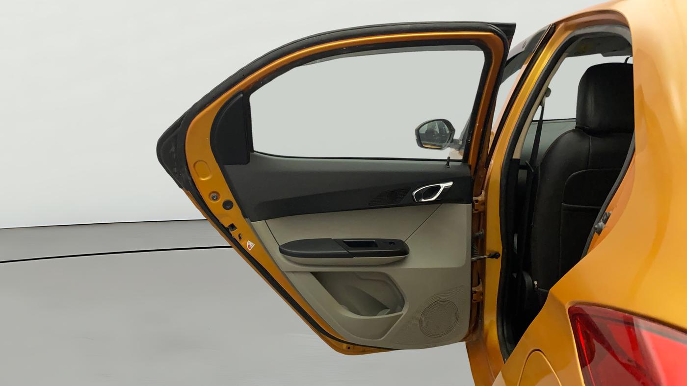 2018 Tata Tiago XZA PETROL, Petrol, Automatic, 66,637 km, LHS Rear Door