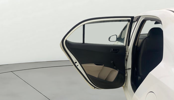 2019 Hyundai XCENT PRIME T  VTVT PLUS  CNG, CNG, Manual, 87,121 km, LHS Rear Door