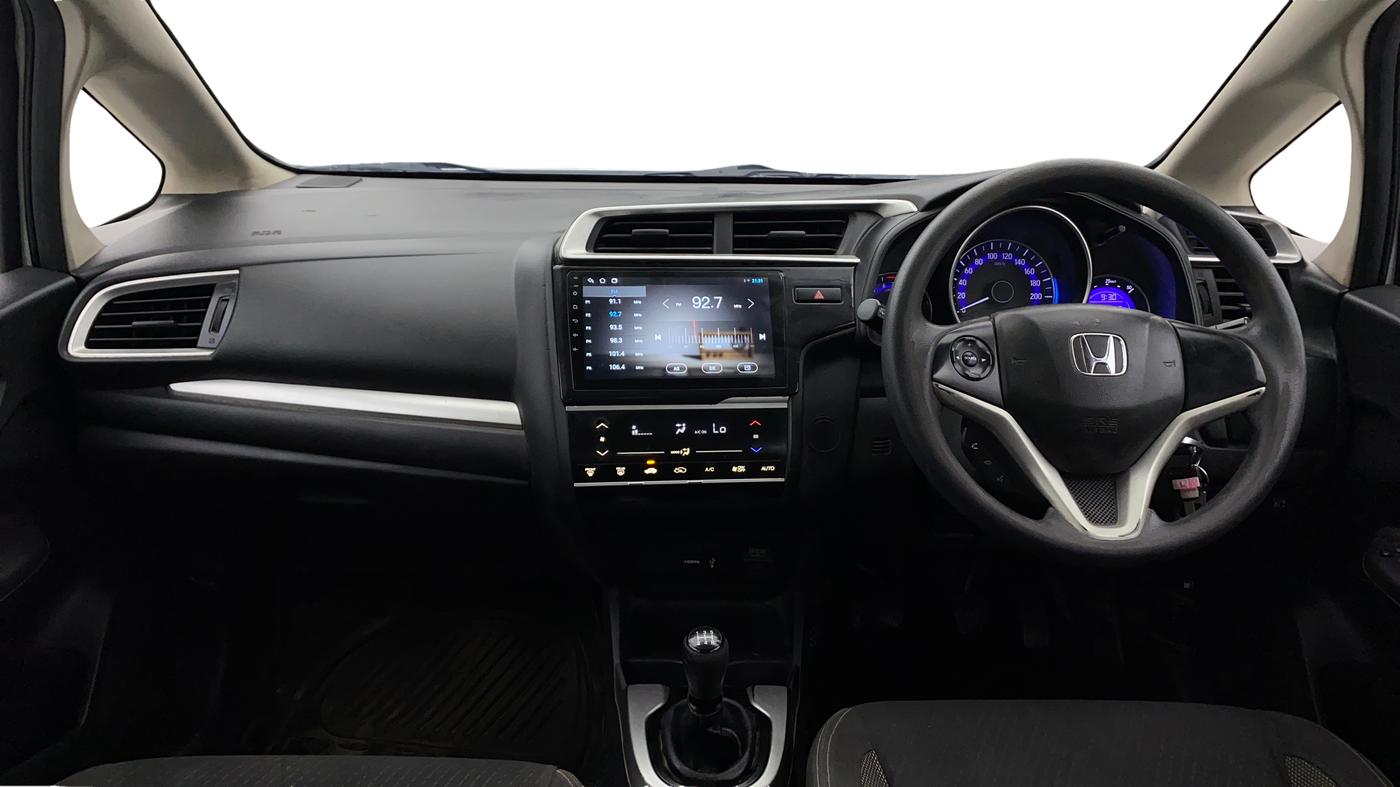 2017 Honda WR-V 1.2L I-VTEC VX MT, Petrol, Manual, 1,35,810 km, Dashboard