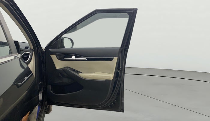 2020 KIA SELTOS HTX 1.5 PETROL, Petrol, Manual, 52,650 km, RHS Front Door