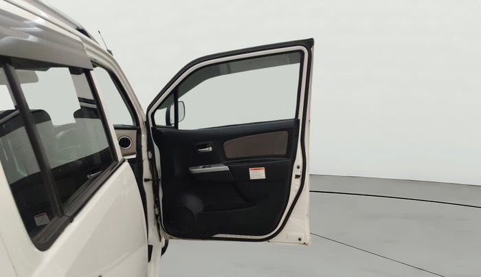 2014 Maruti Wagon R 1.0 LXI CNG, CNG, Manual, 87,142 km, RHS Front Door