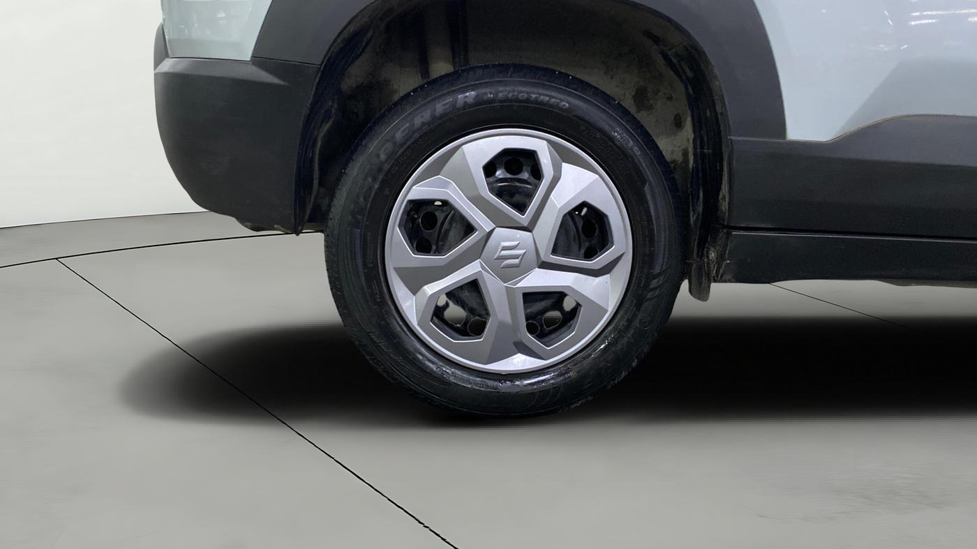 2024 Maruti BREZZA VXI S-CNG, CNG, Manual, 15,286 km, Right Rear Wheel