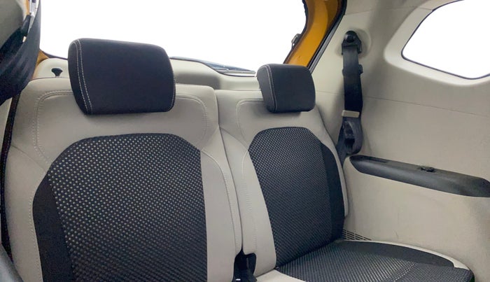 2020 Renault TRIBER RXZ, Petrol, Manual, 32,683 km, Third Seat Row ( optional )