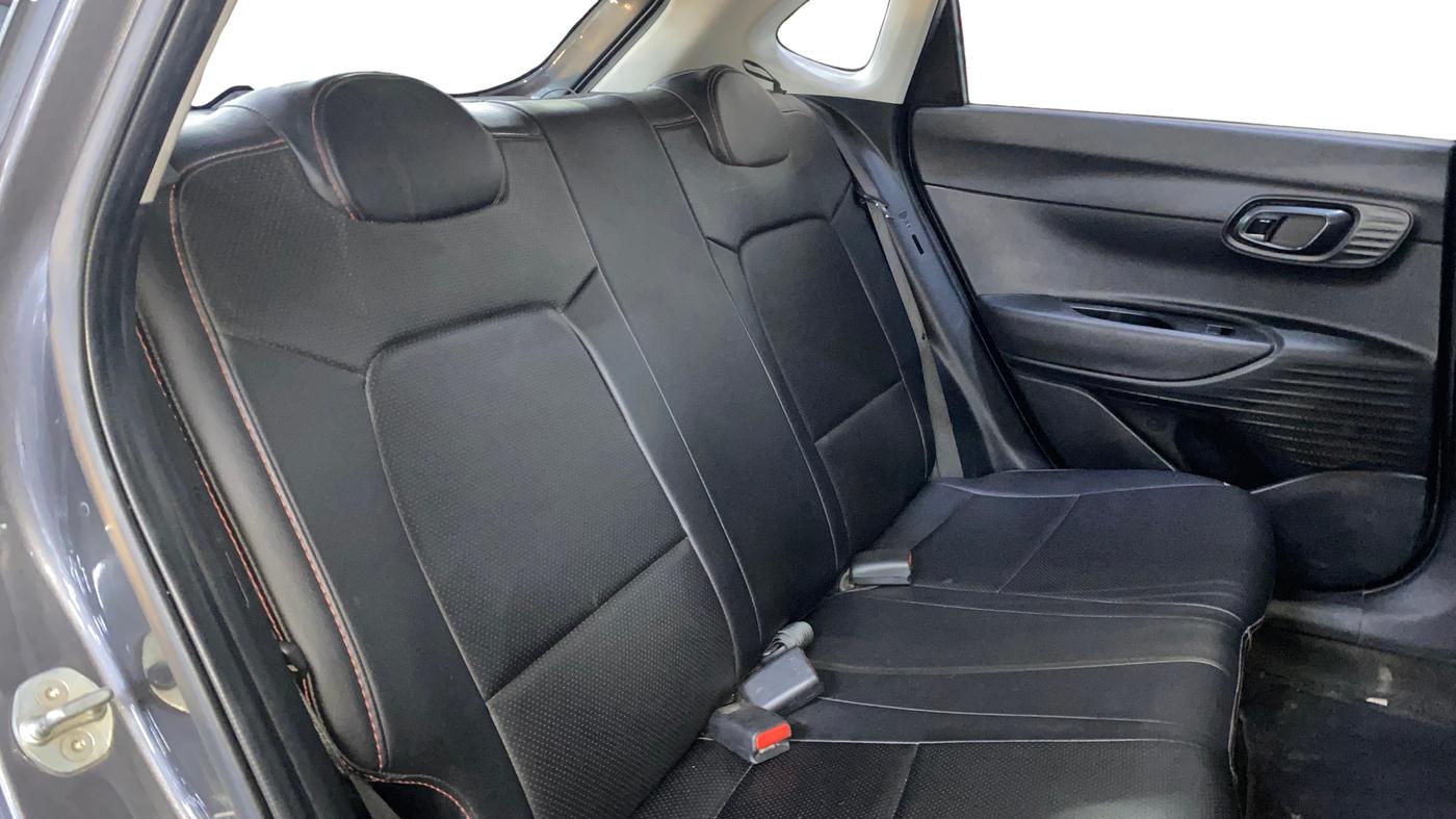 2022 Hyundai NEW I20 SPORTZ 1.2 MT, Petrol, Manual, 90,215 km, Right Side Rear Door Cabin