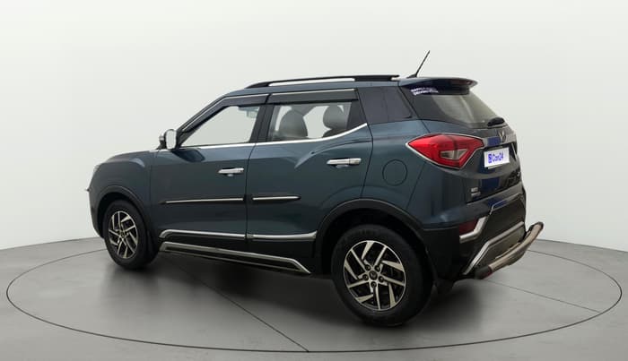 2022 Mahindra XUV300 W8 (O) 1.2 PETROL AMT, Petrol, Automatic, 1,19,785 km, Left Back Diagonal