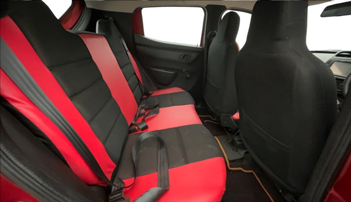 2018 Renault Kwid RXT 1.0 AMT (O), Petrol, Automatic, 24,119 km, Right Side Rear Door Cabin