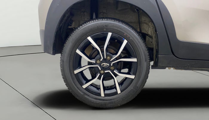 2018 Mahindra KUV 100 NXT K8 P 6 STR, Petrol, Manual, 16,675 km, Right Rear Wheel