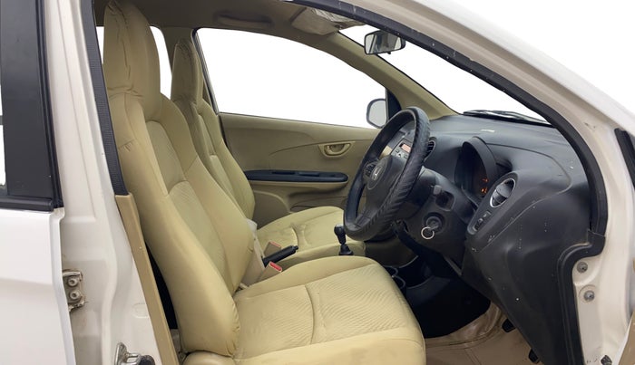 2014 Honda Amaze 1.2L I-VTEC S, Petrol, Manual, 1,28,271 km, Right Side Front Door Cabin