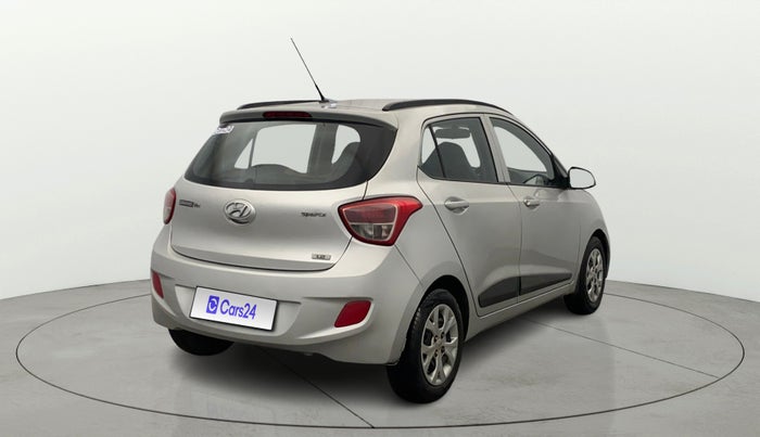 2015 Hyundai Grand i10 SPORTZ 1.2 KAPPA VTVT, CNG, Manual, 1,23,429 km, Right Back Diagonal