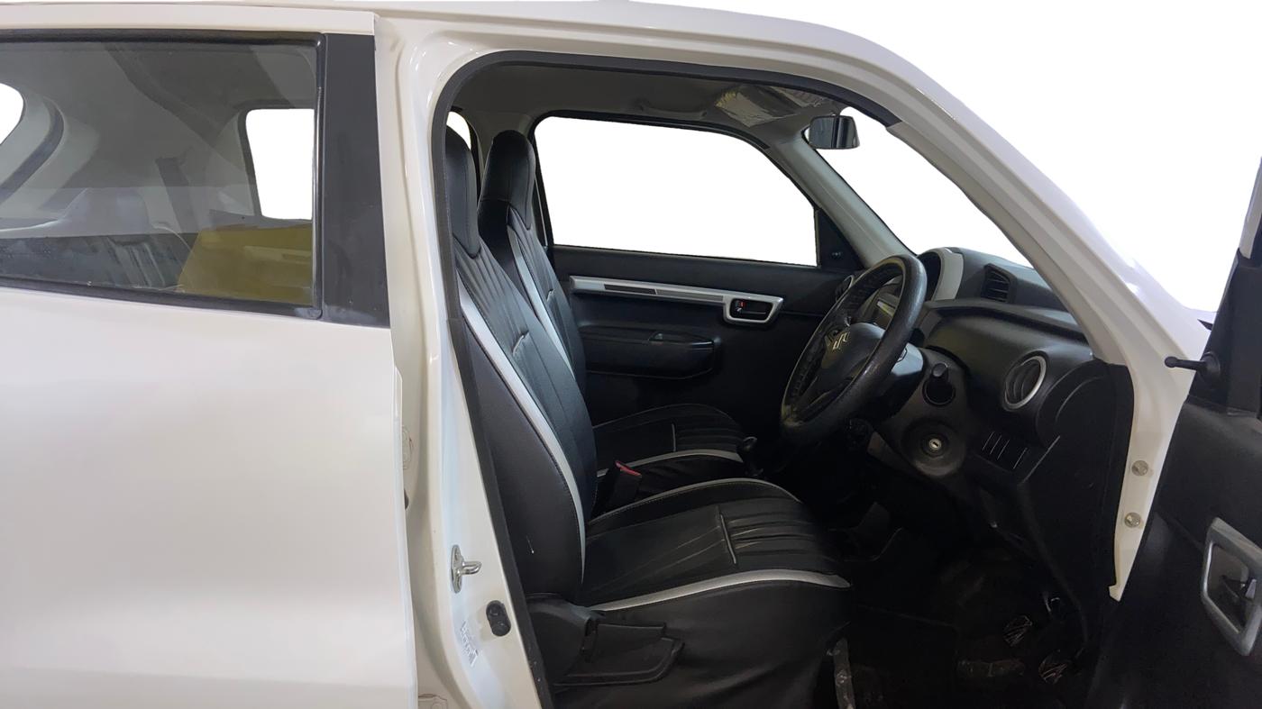 2020 Maruti S PRESSO VXI+, Petrol, Manual, 35,692 km, Right Side Front Door Cabin